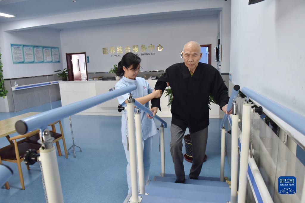 24 棋牌